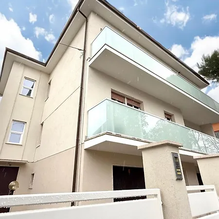 Se150 - Senigallia, Trilocale In Ottima Posizione Con Aria Condizionata *